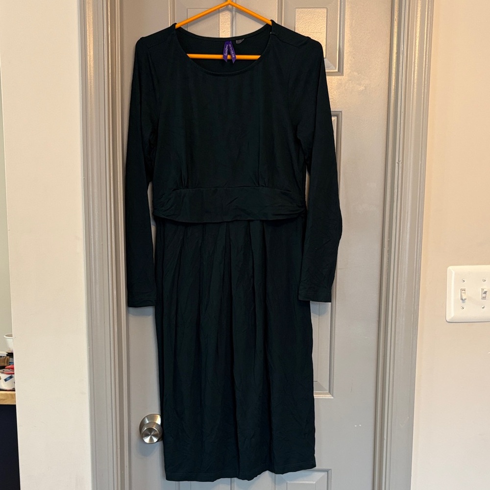 Seraphine long sleeve nursing dresses in dark green